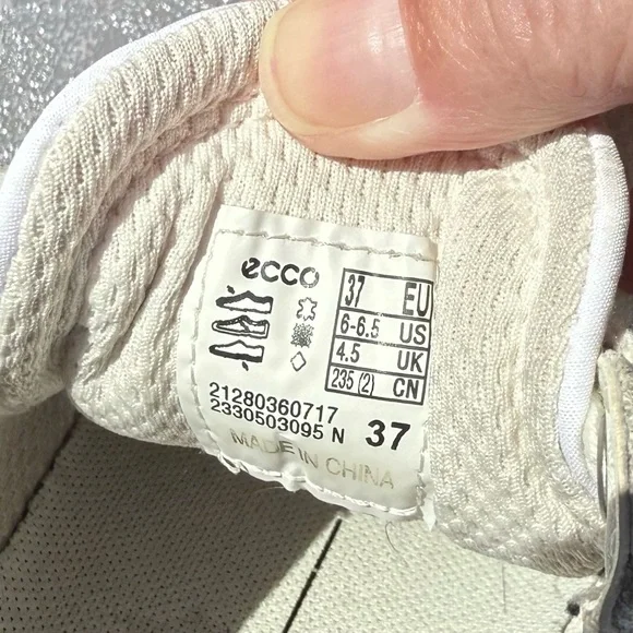 Ecco White Sneakers Tennis Shoes Leather bronze silver accents EU 37 - Picture 10 of 11